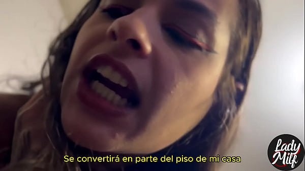 Tratando al cornudo como mi cenicero porque puedo (Subtítulos en español)