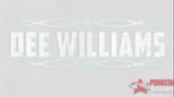 Busty MILF Dee Williams Eats Brunette Texas Patti’s Wet Pussy!