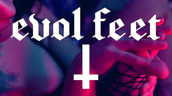 Small Feet Tickling Submission