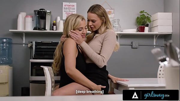 GIRLSWAY – Busty Blonde Coworkers Emma Hix & Blake Blossom Have Passionate Affair At The Office