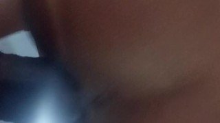 Fudendo minha buceta e gozando em mim