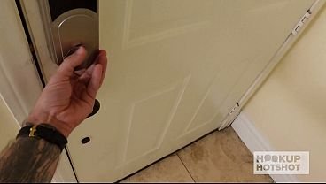 Alicia Reign Shows Her Amazing Throat Skills In A Hardcore Scene!