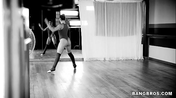 Sexy amateur ballerina fucked