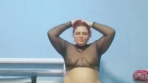 BBW STRIP TEASE